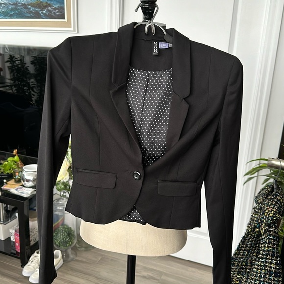 H & M Cropped Jacket - Picture 1 of 1